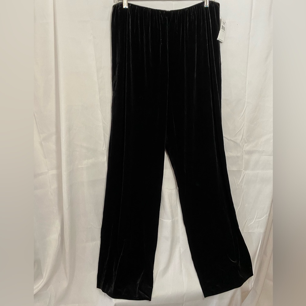 Alex Evenings, Black velvet pants